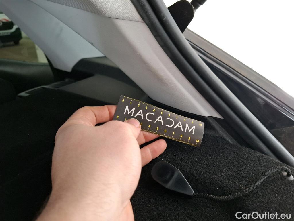  Peugeot  3008  Active Business 1.5 HDi 130CV BVA8 E6d #51