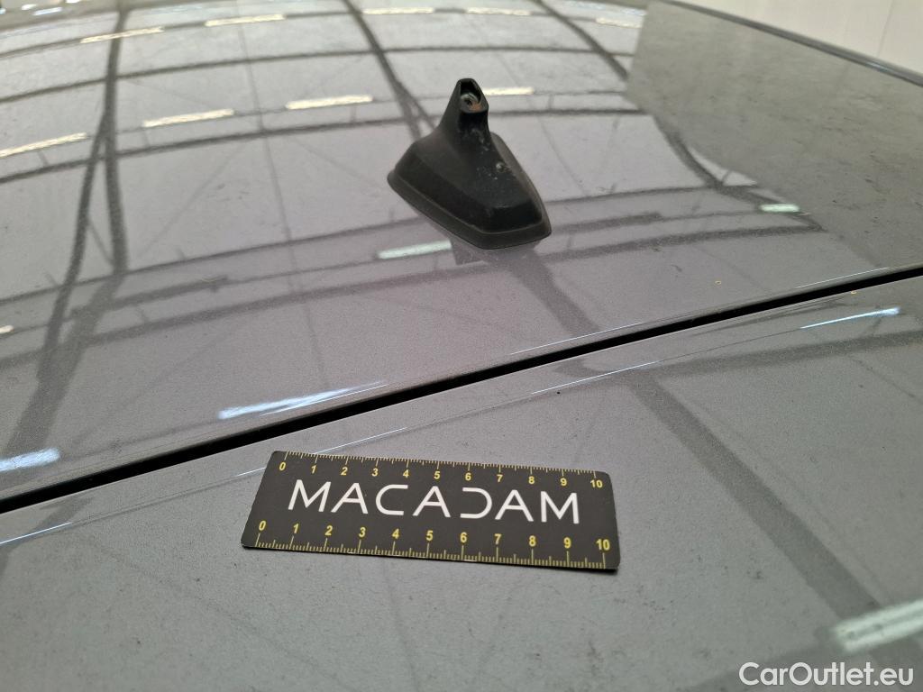  Renault  Captur  II Evolution 1.6 E-TECH Hybrid 145CV BVA6 E6d #17