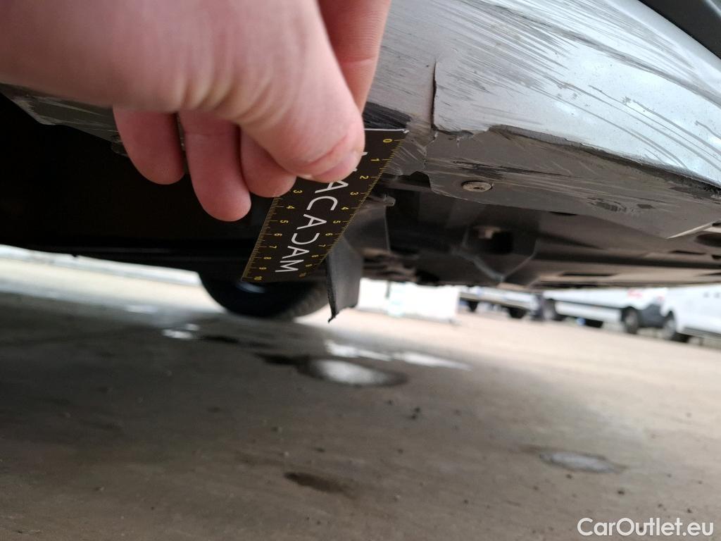  Renault  Megane  IV Berline 5 ptes. Evolution 1.5 dCi 115CV BVA7 E6d #4