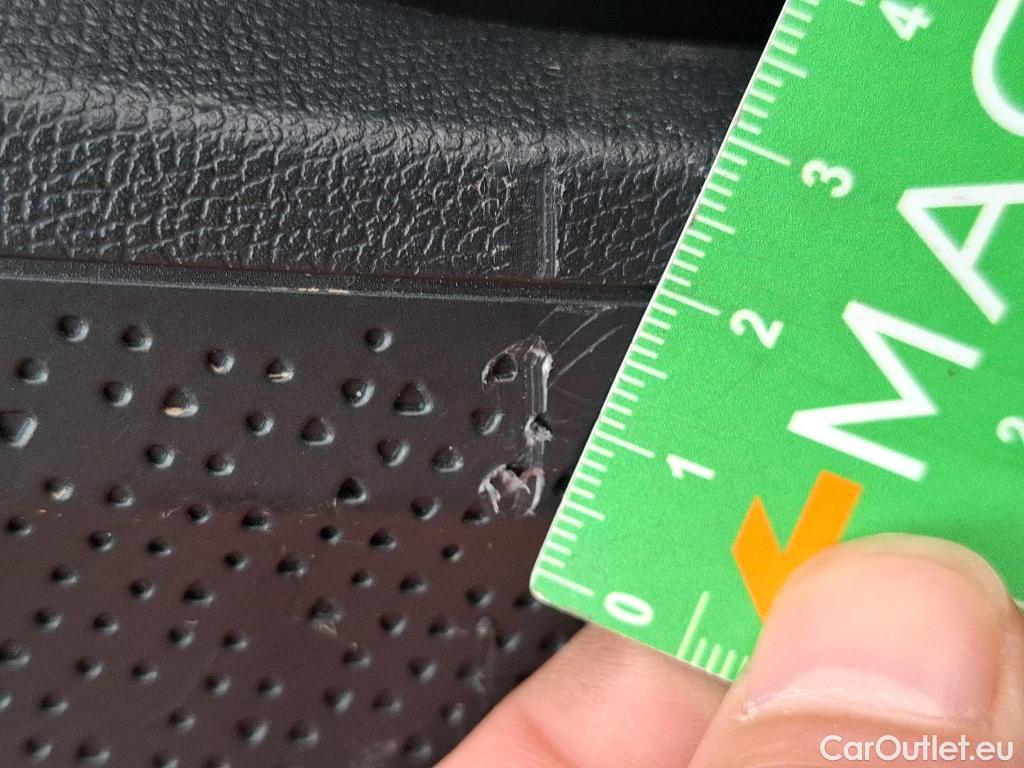  Seat  Leon SEAT  Sportstourer / 2020 / 5P / Break 2.0 TDI 150 DSG S&S Style Business #19