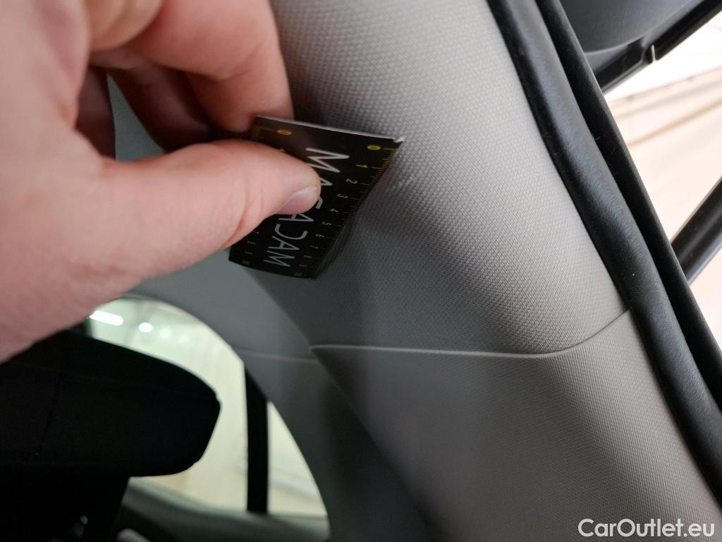  Renault  Megane  IV Berline 5 ptes. Evolution 1.5 dCi 115CV BVA7 E6d #12