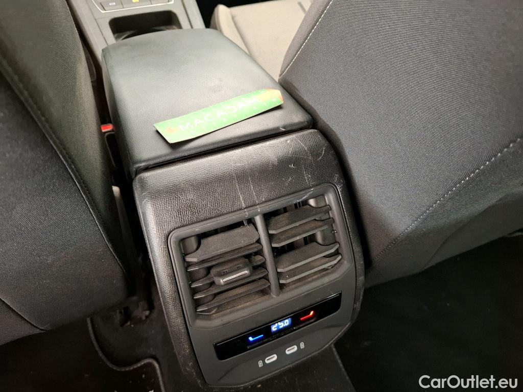  Seat  Leon SEAT  Sportstourer / 2020 / 5P / Break 2.0 TDI 150 DSG S&S Style Business #25