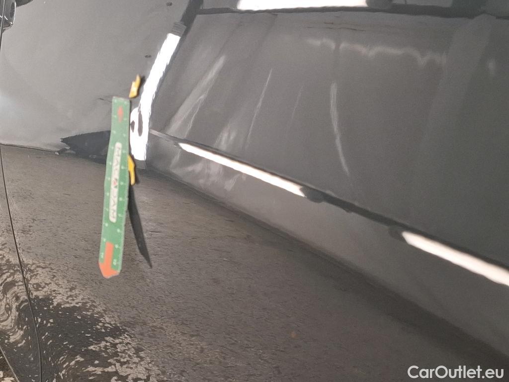  Volkswagen  Golf   / 2020 / 5P / Berline 2.0 TDI SCR 115 DSG7 LIFE BUSINESS #2