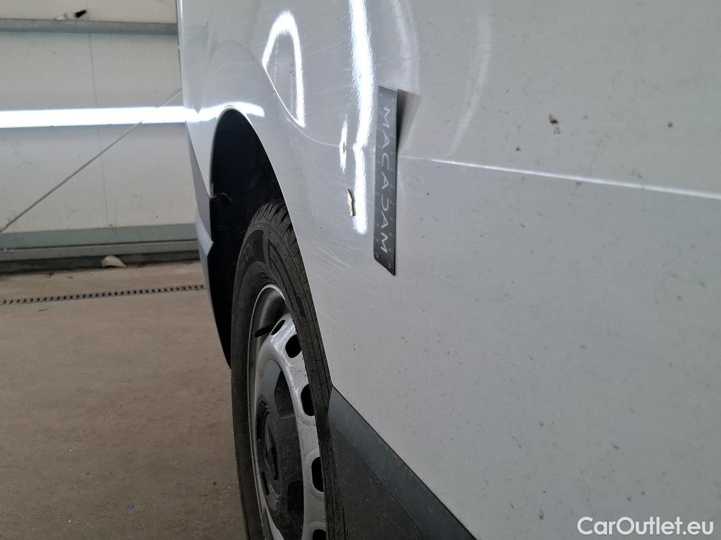  Renault  Trafic RENAULT  / 2021 / 4P / Fourgon tôlé FG GCF L2H1 3T Blue dCi 130 #20