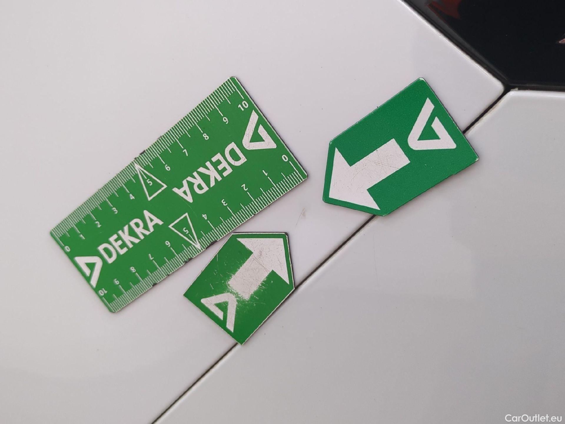  Volkswagen  Taigo  R-Line 1.0 TSI 110CV BVA7 E6d #22