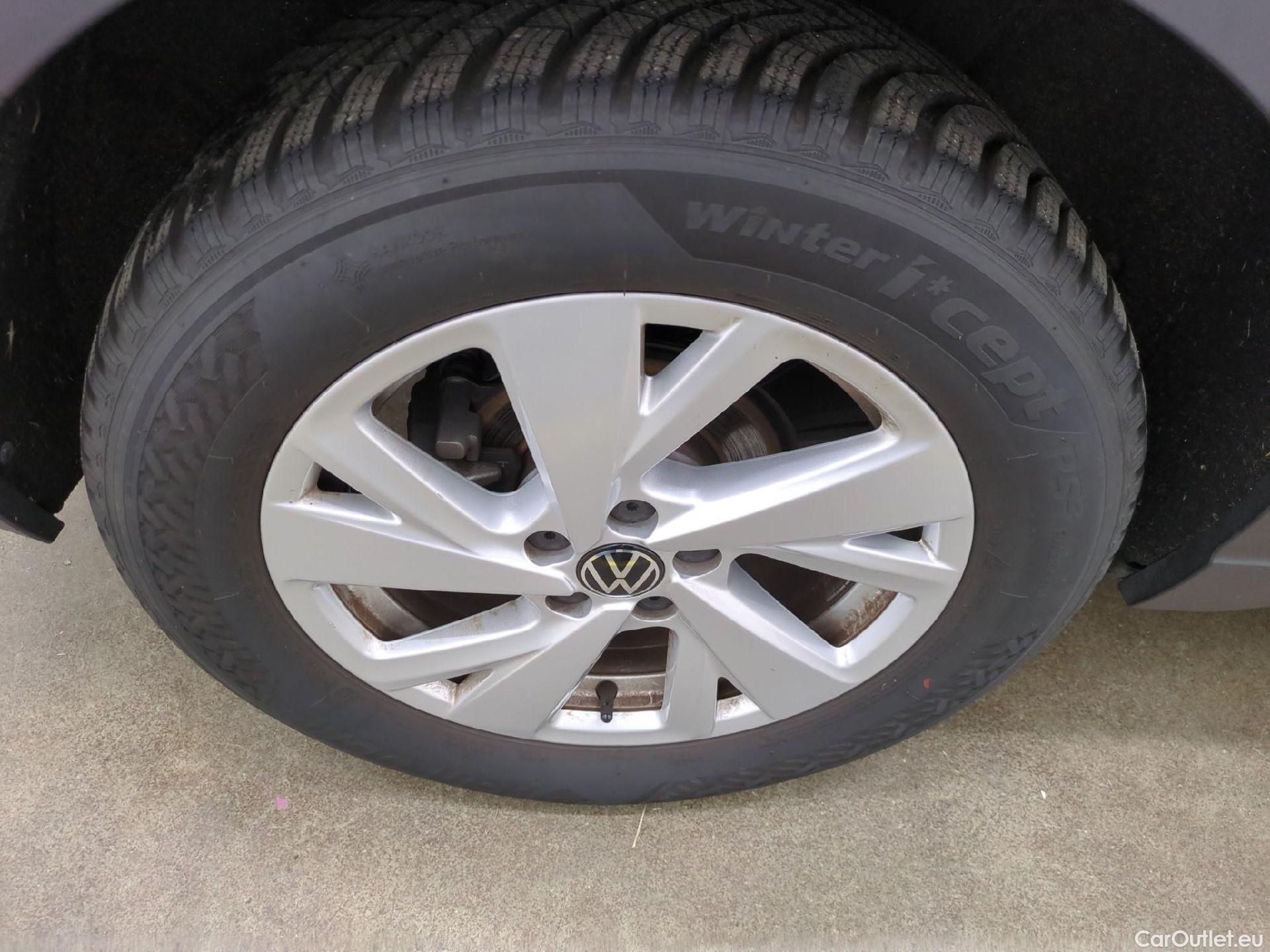  Volkswagen  Taigo  Life Business 1.0 TSI 110CV BVM6 E6d #5