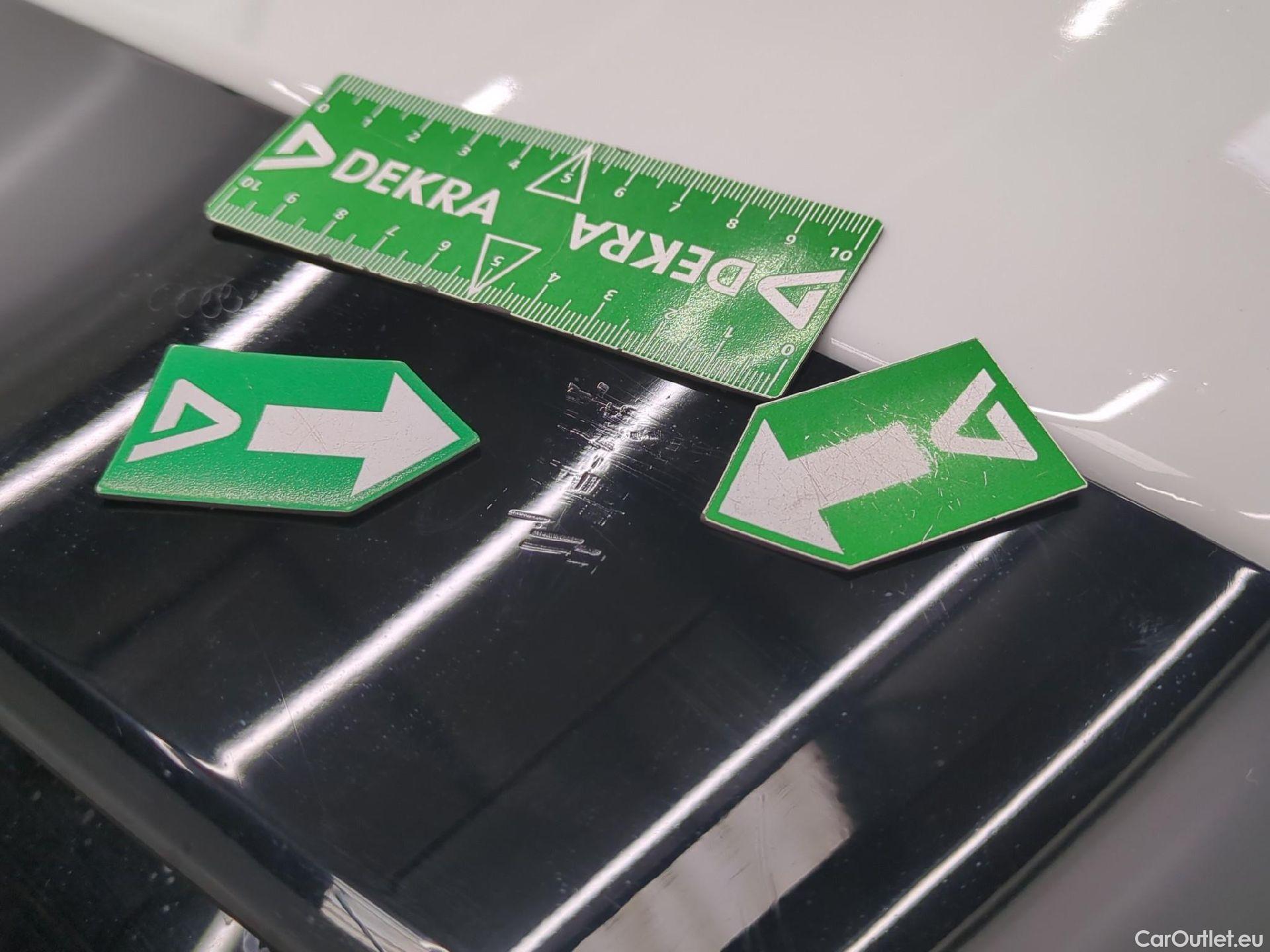  Volkswagen  Taigo  R-Line 1.0 TSI 110CV BVA7 E6d #28