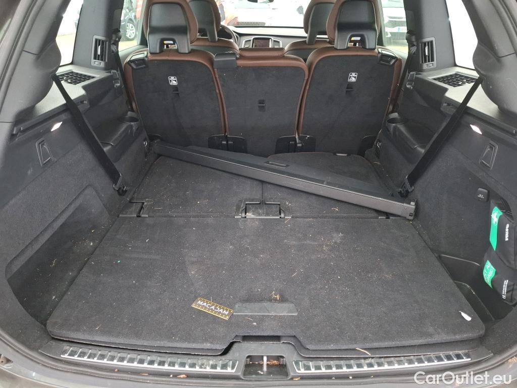  Volvo  XC90  T8 Twin Engine AWD Geartronic 8 Momentum #1