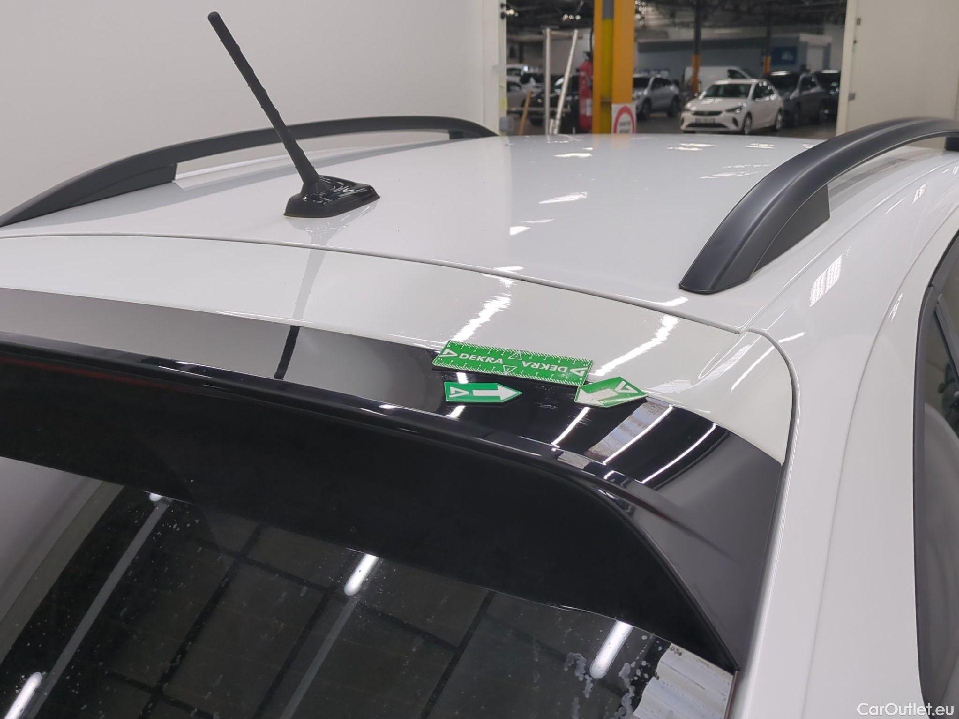  Volkswagen  Taigo  R-Line 1.0 TSI 110CV BVA7 E6d #27