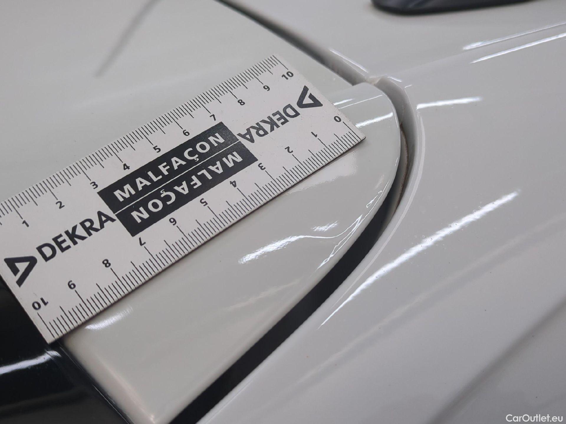  Volkswagen  Taigo  R-Line 1.0 TSI 110CV BVA7 E6d #26