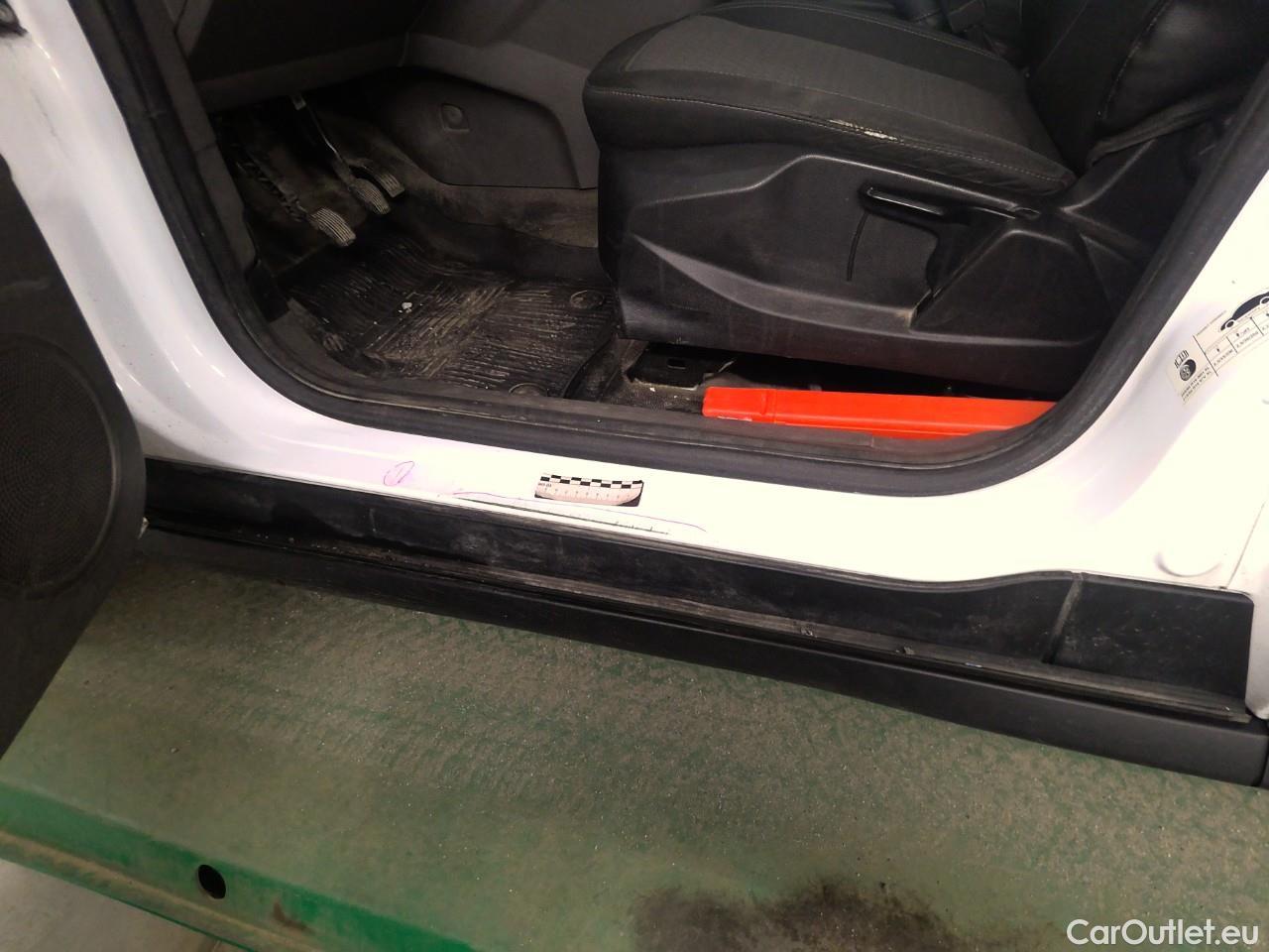  Ford  Transit Connect Tr.Conn.TDCi 100 22 L1 M Trend #34