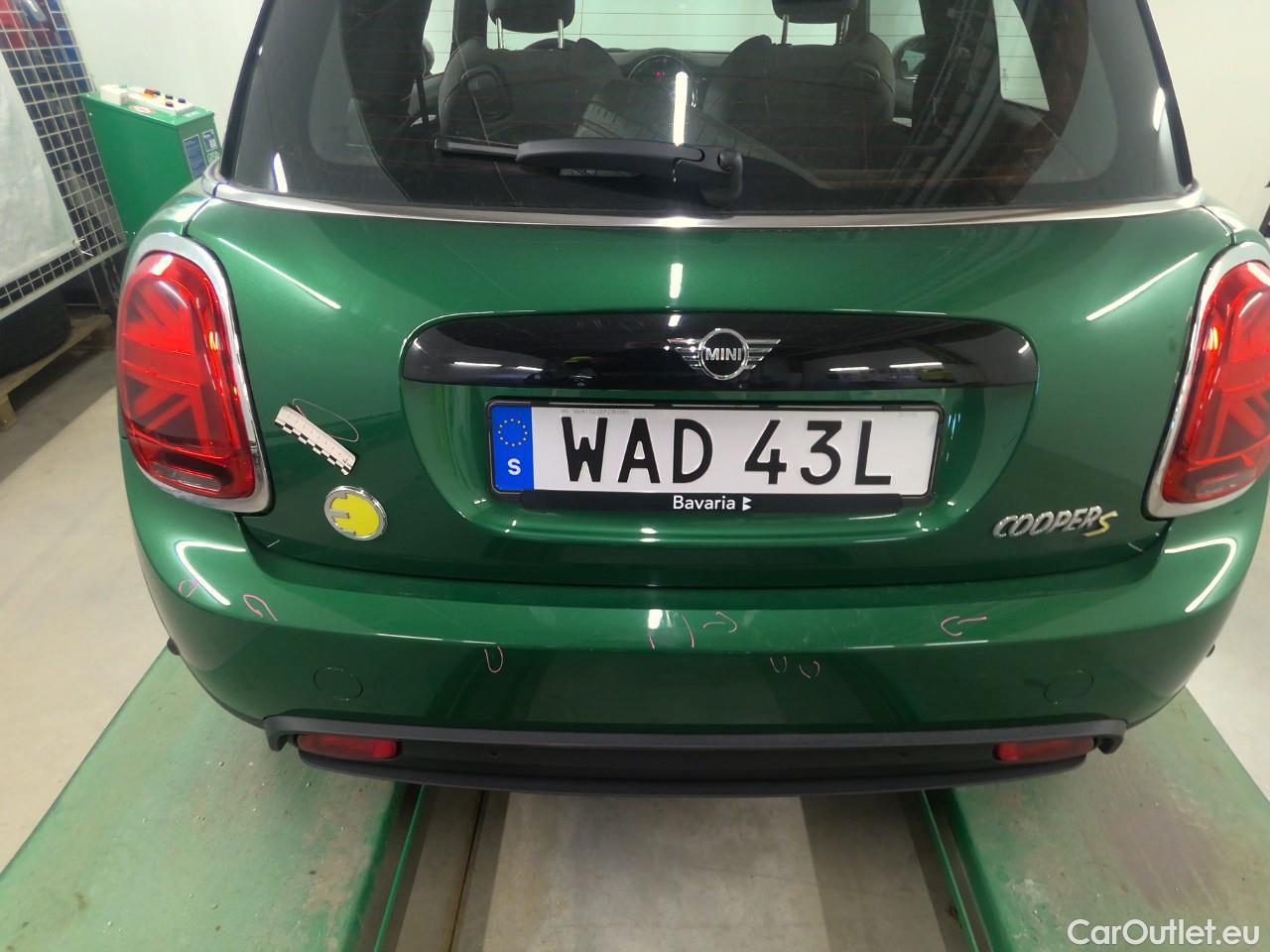  Mini  Mini John Cooper EV SE Essential 3d #22