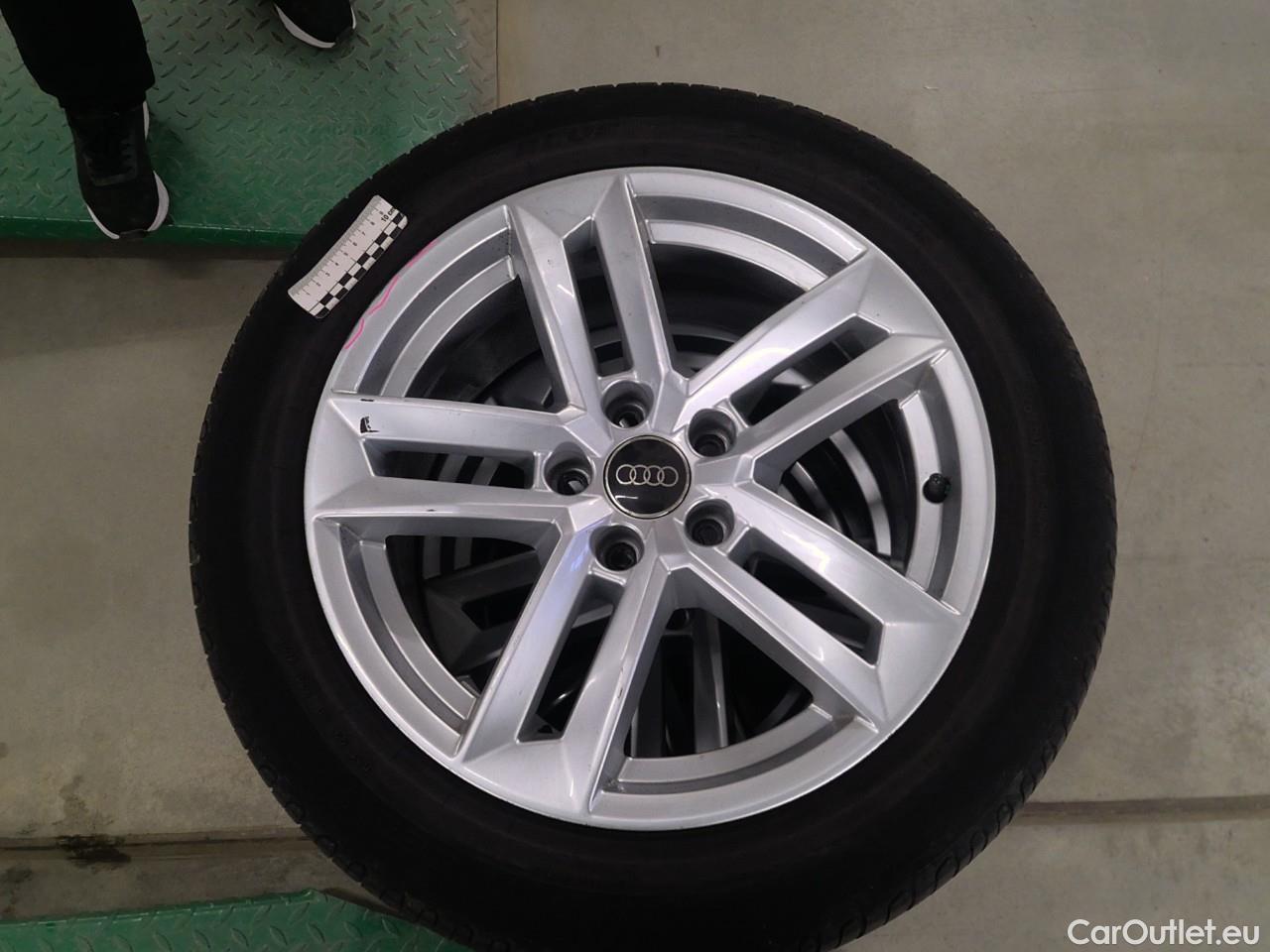  Audi  A4  40TDI Proline Adv quat Aut #4