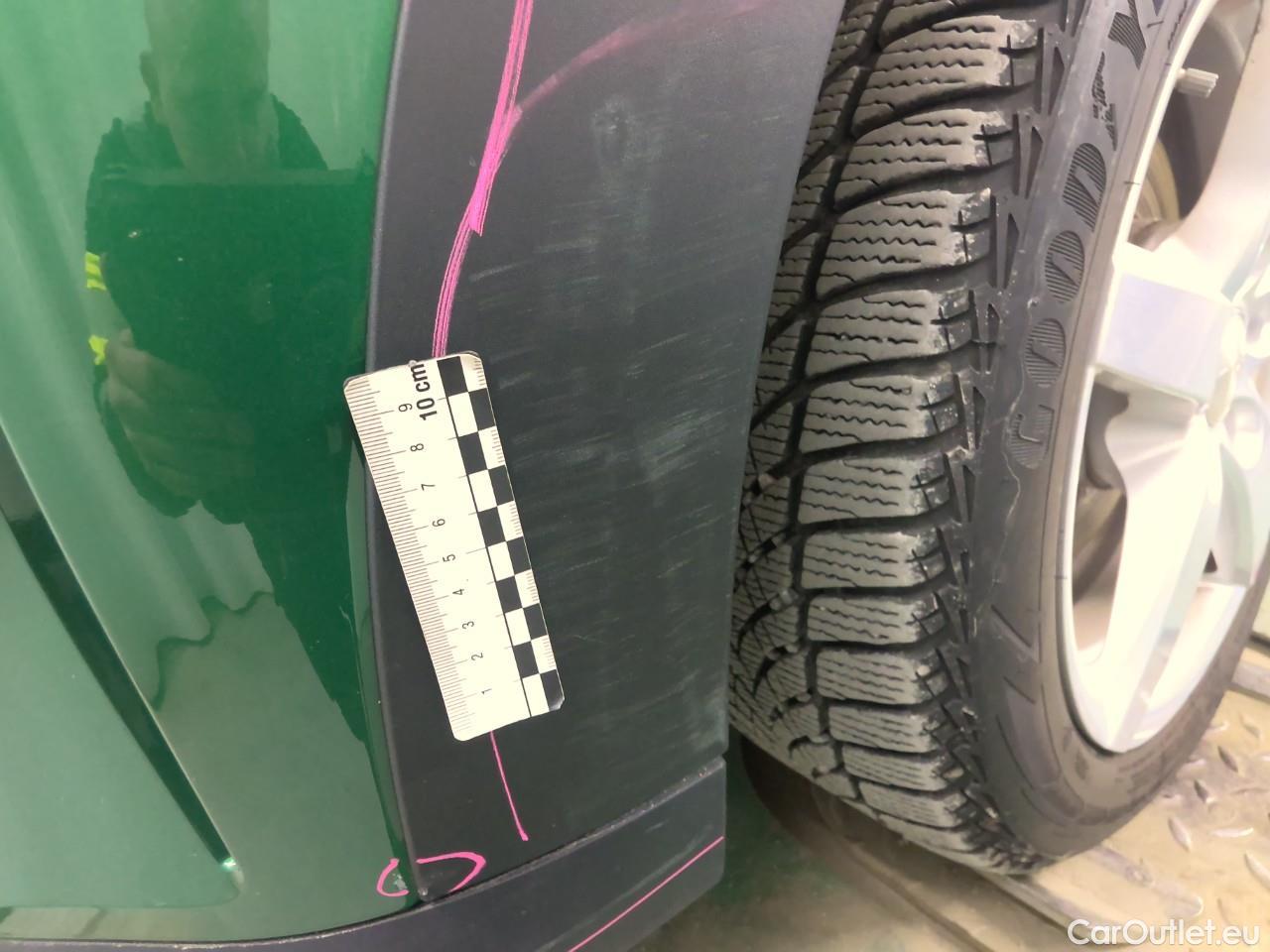  Mini  Mini John Cooper EV SE Essential 3d #6