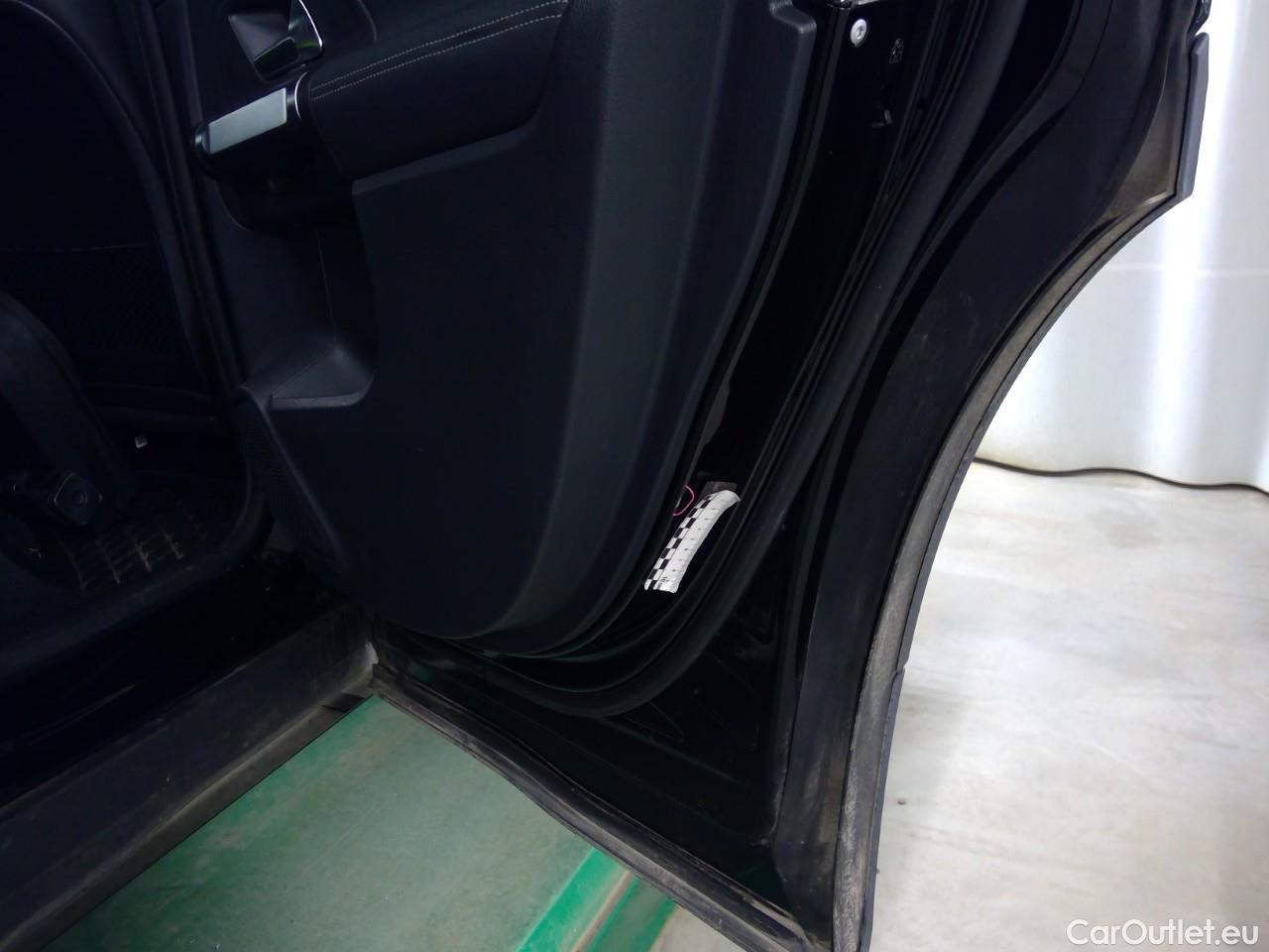  Mercedes  EQB  300 4MATIC SE Edition #5