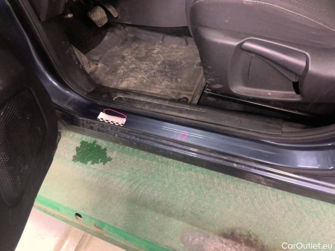  Renault  Kadjar  TCe 140 Zen 2WD Aut #16