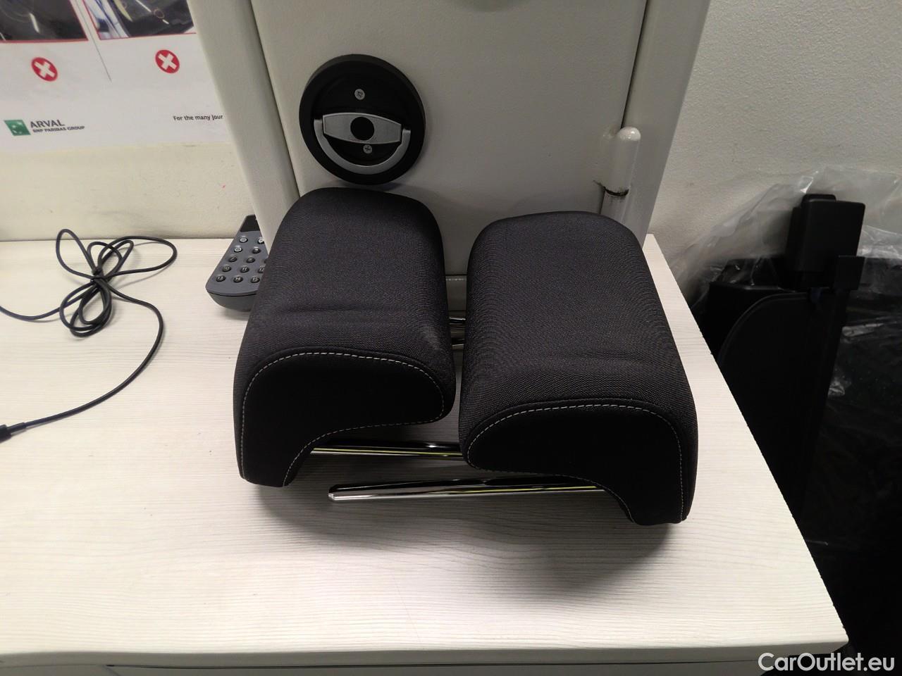  Volkswagen  Golf  Allt. TDI Ltd.Ed. 4M Aut. #2