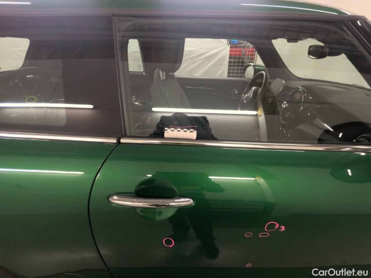  Mini  Mini John Cooper EV SE Essential 3d #30