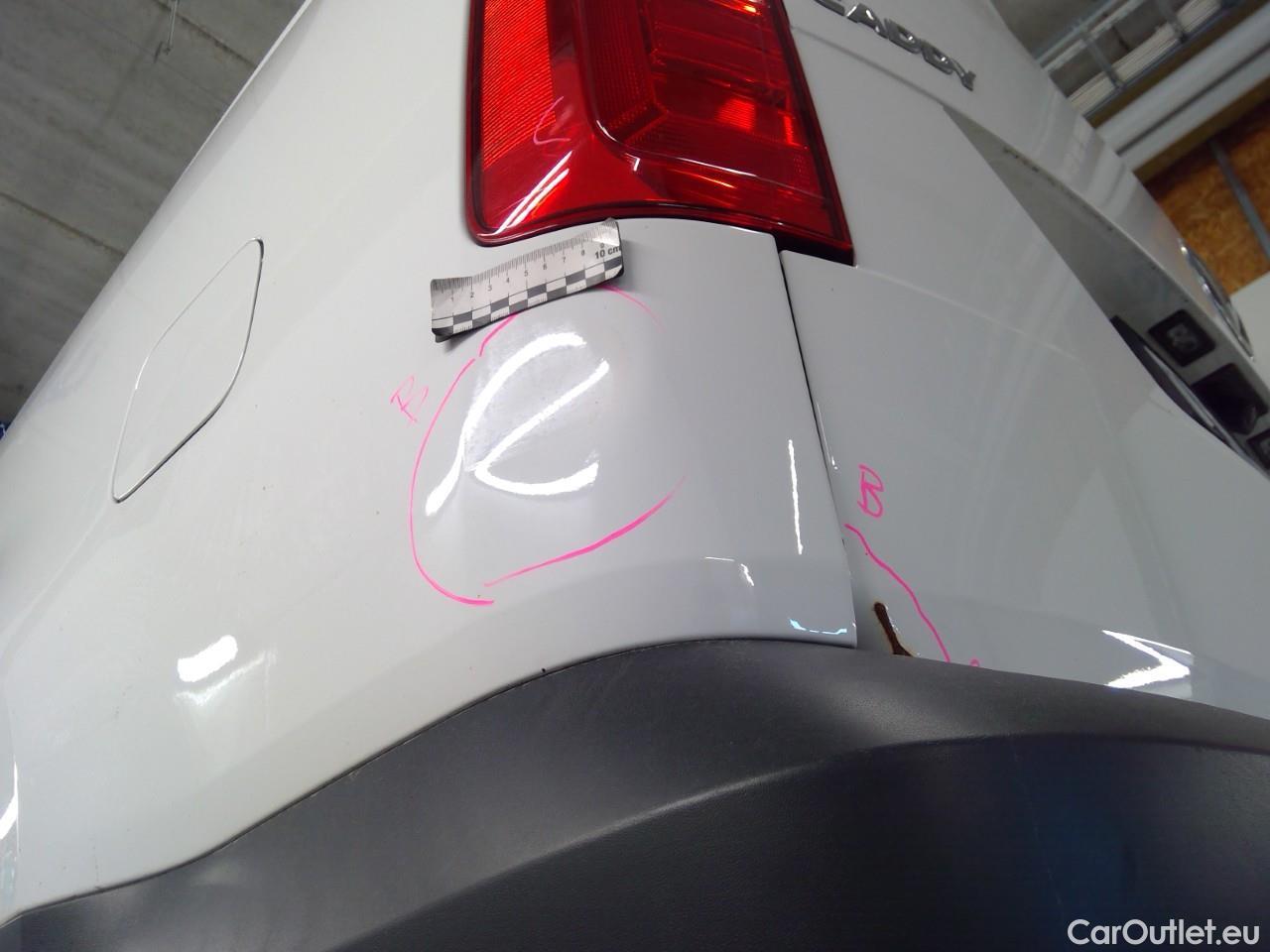  Volkswagen  Caddy  TDI 75 Maxi Aut. #4