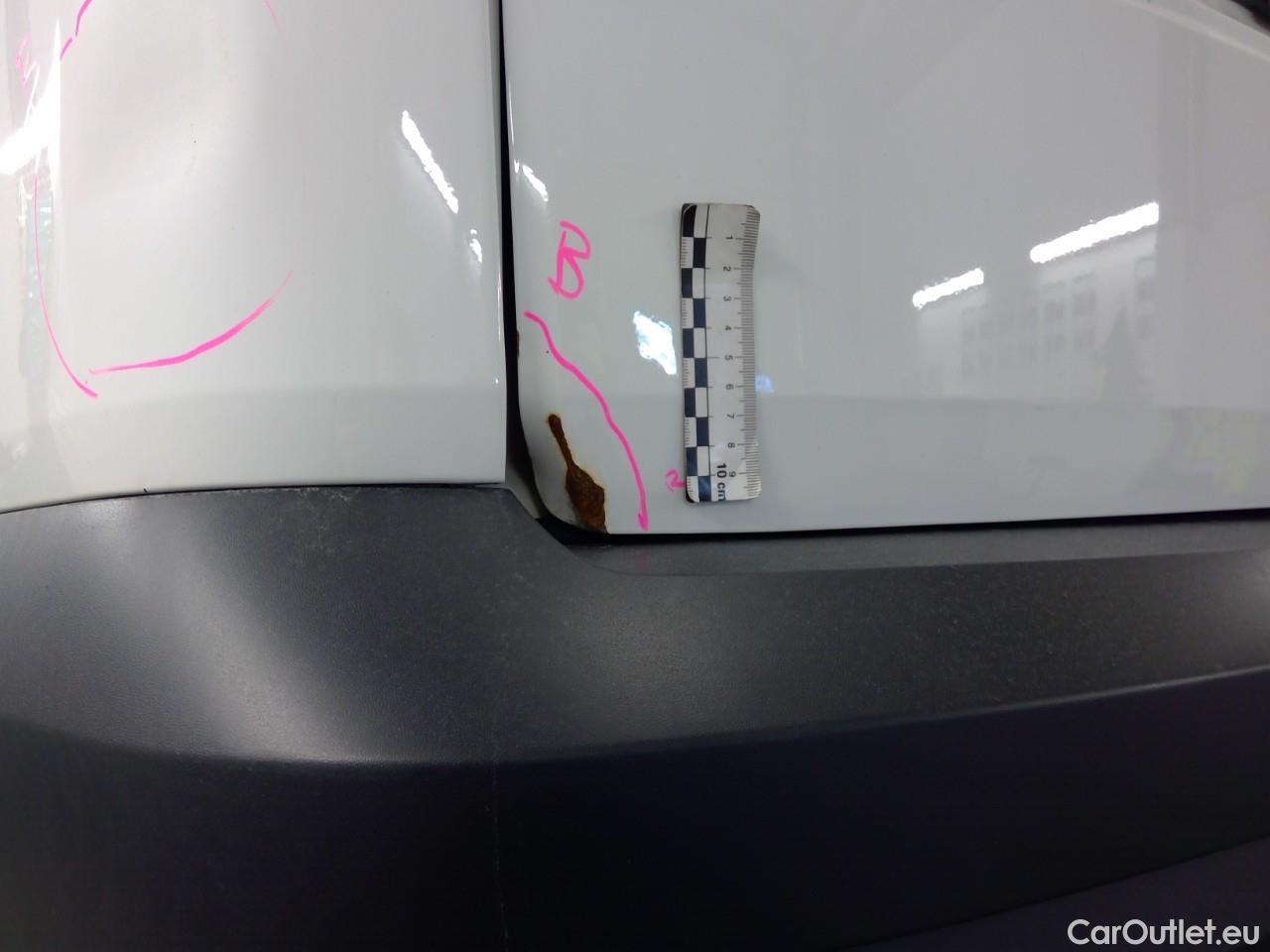  Volkswagen  Caddy  TDI 75 Maxi Aut. #9