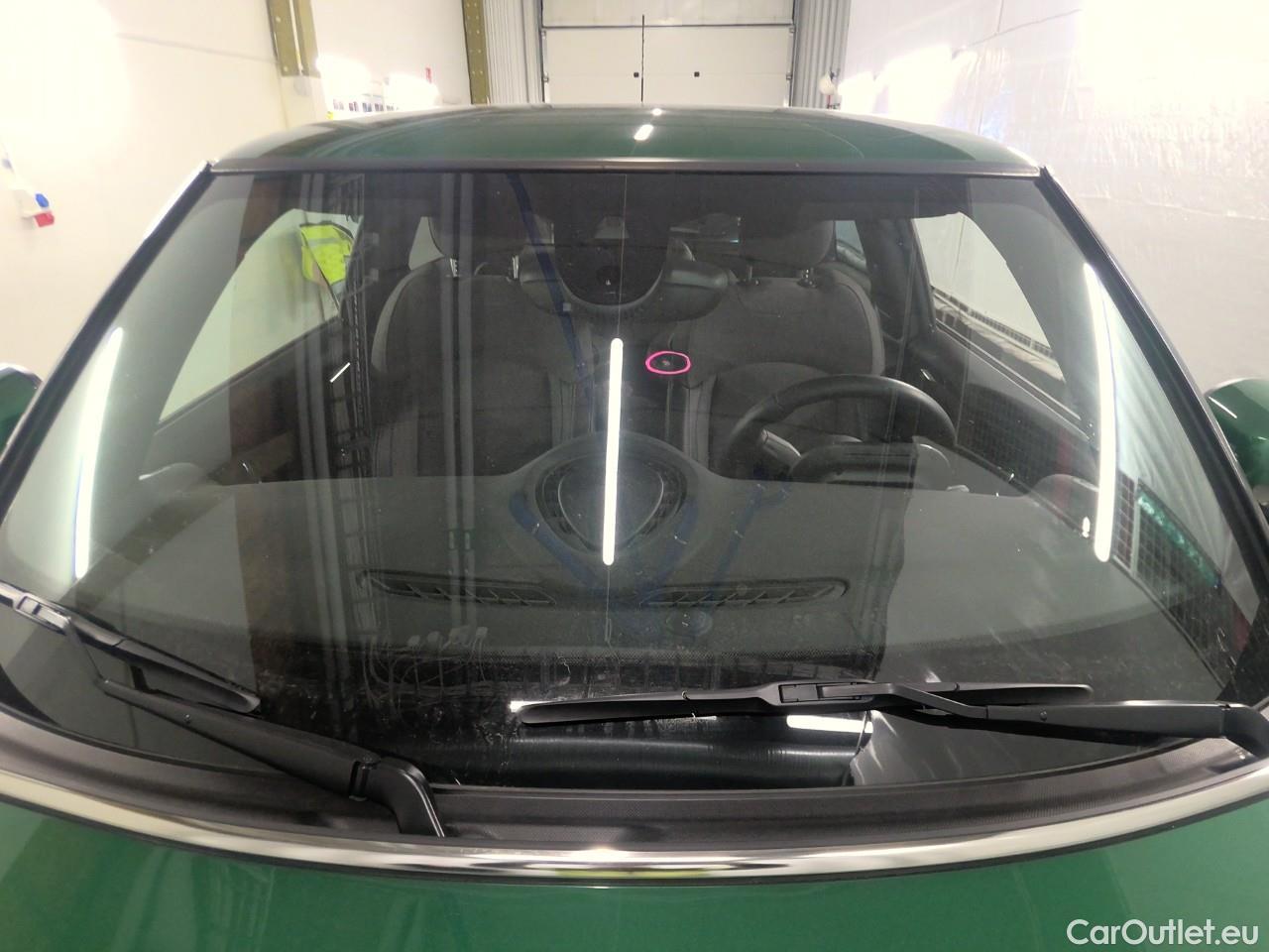  Mini  Mini John Cooper EV SE Essential 3d #31