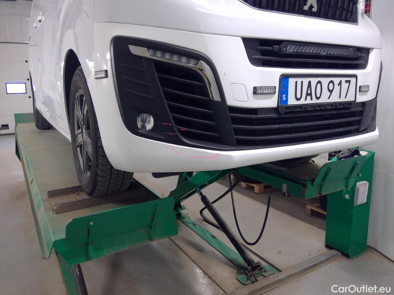  Peugeot  Expert e- 136 75kWh L2 PRO+ #1