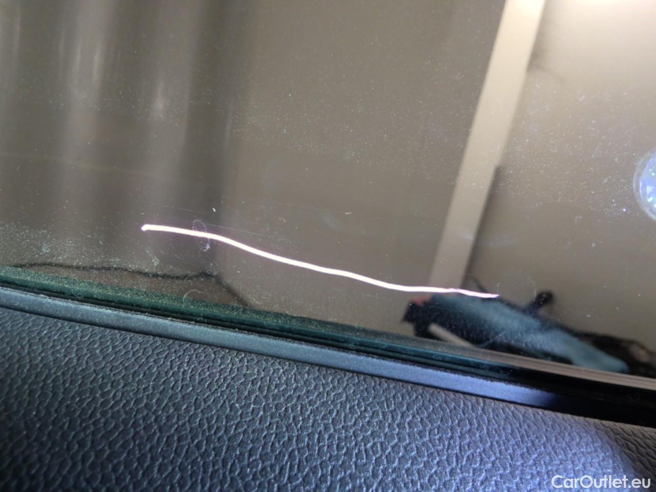  Mini  Mini John Cooper EV SE Essential 3d #29