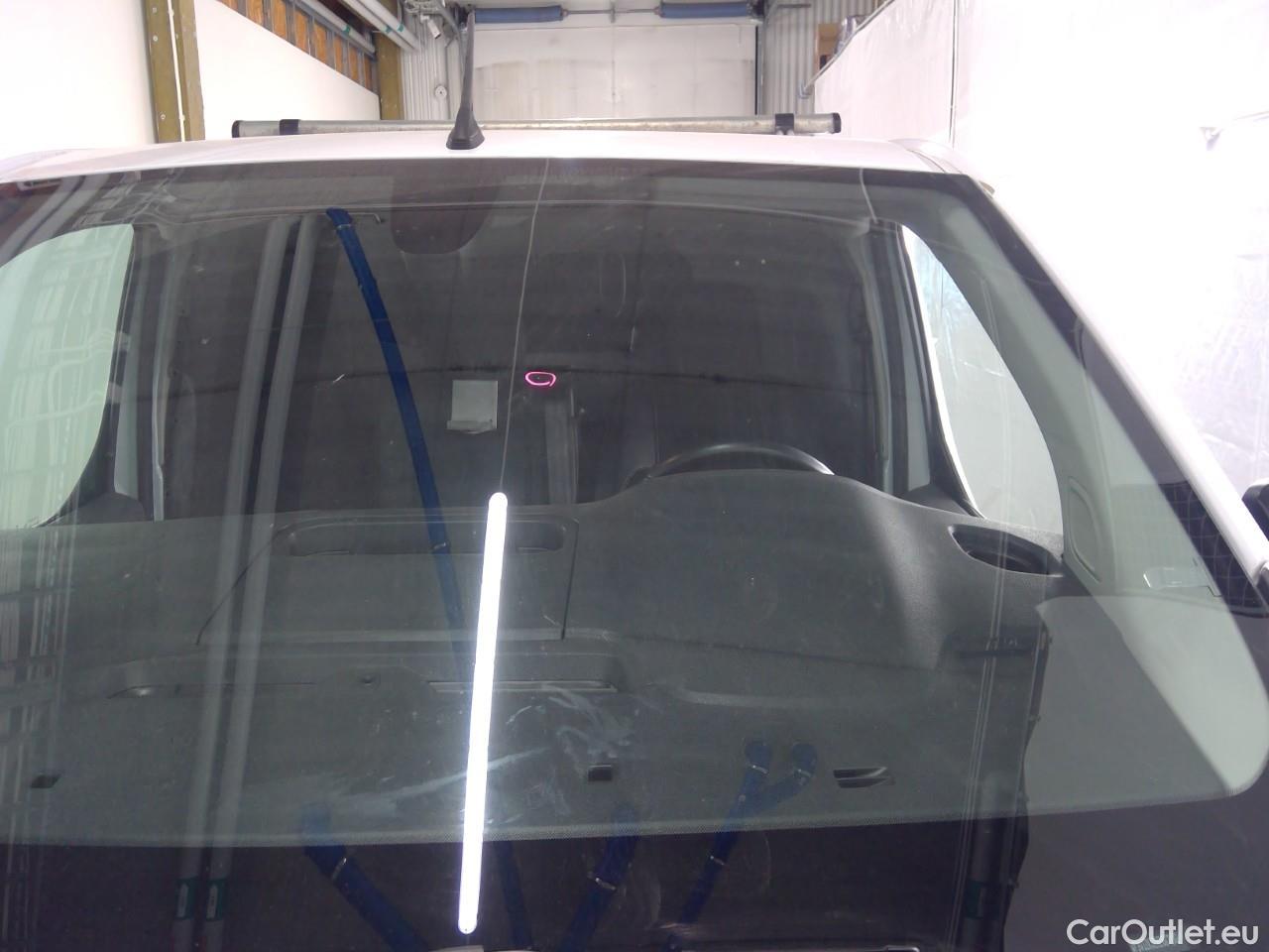  Peugeot  Expert e- 136 75kWh L2 PRO+ #21