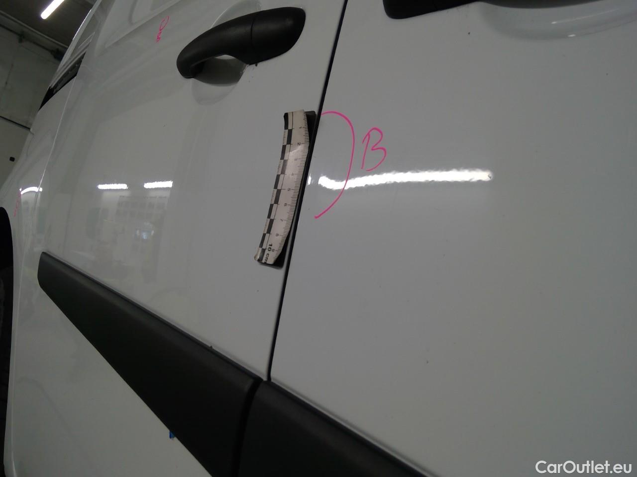  Renault  Kangoo Kang.Ex.dCi 90 L1 Aut. #26