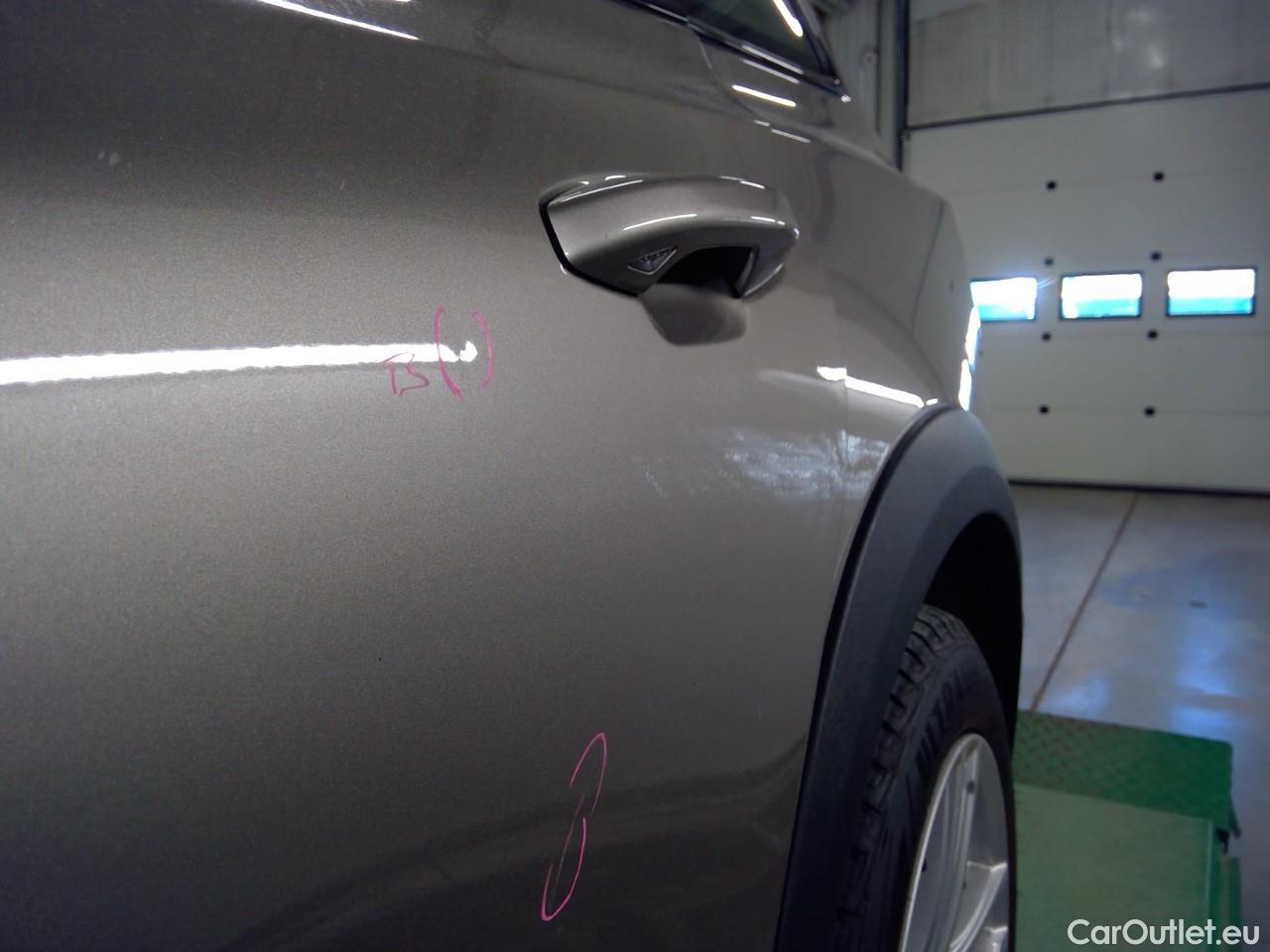  Volvo  V60  CC B4D Ad.Na.P.Ed. AWD Aut #32