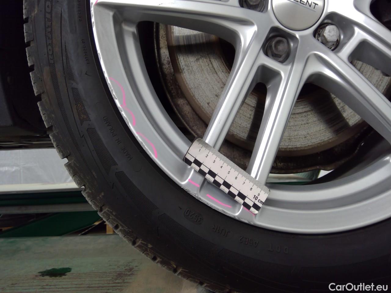  Volvo  V60  CC B4D Ad.Na.P.Ed. AWD Aut #26