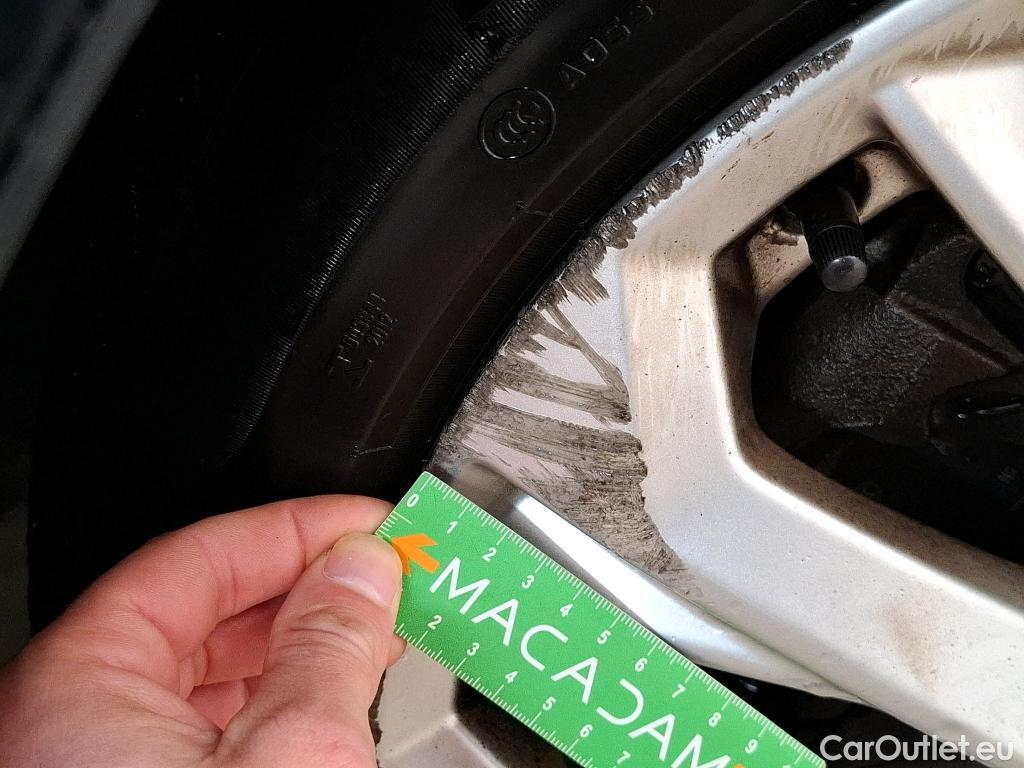  Audi  A4  Berline 30 TDI Business line 2.0 TDI 135CV BVA7 E6d #8