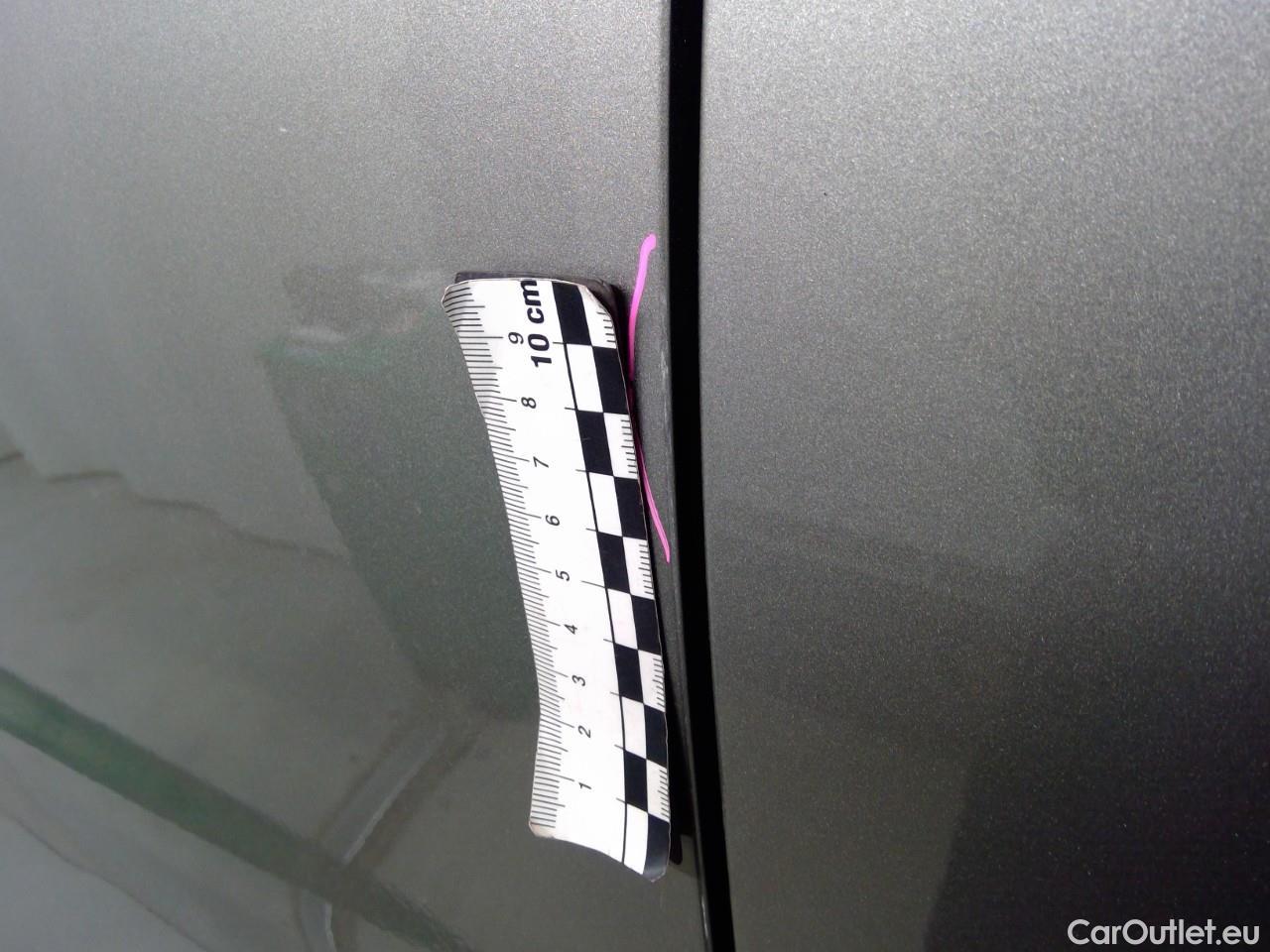  Volvo  V60  CC B4D Ad.Na.P.Ed. AWD Aut #30