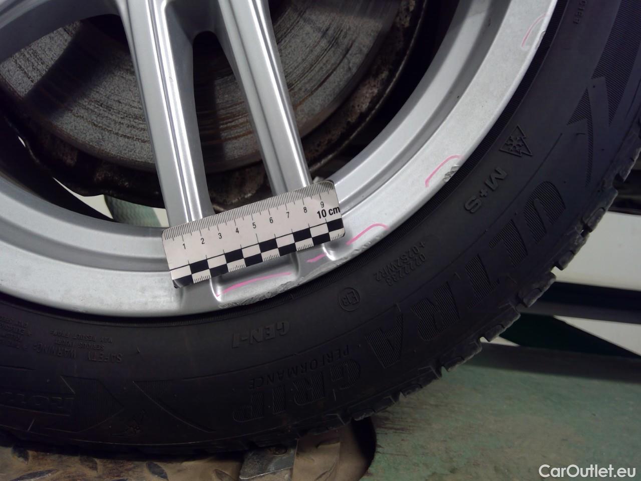  Volvo  V60  CC B4D Ad.Na.P.Ed. AWD Aut #4