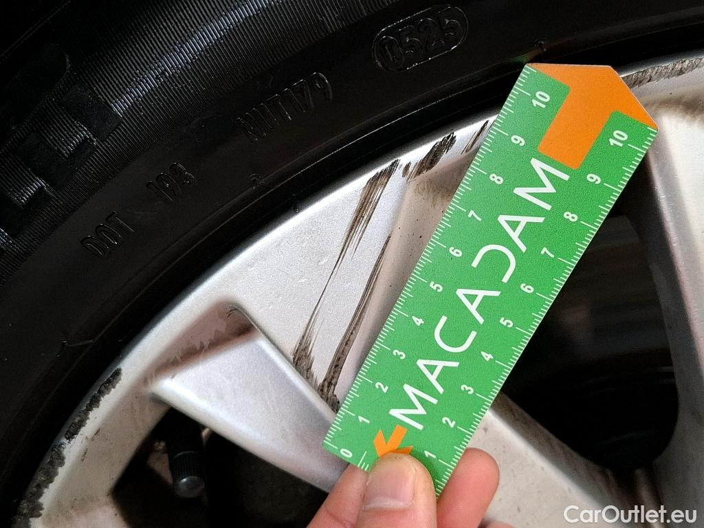  Audi  A4  Berline 30 TDI Business line 2.0 TDI 135CV BVA7 E6d #5