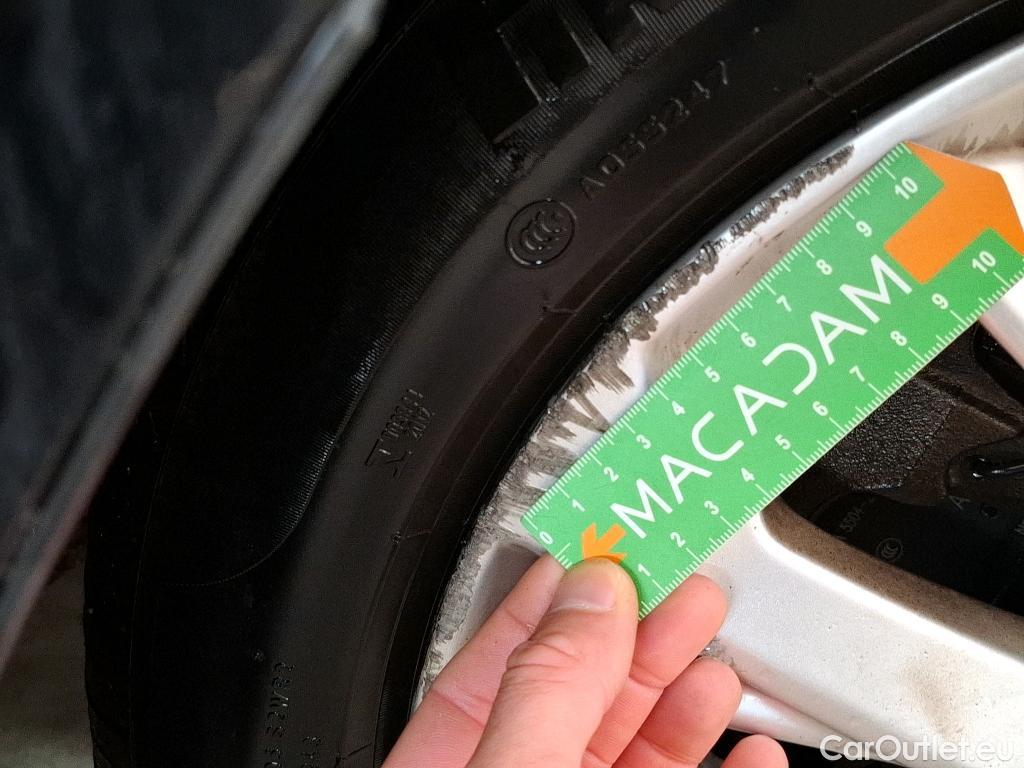  Audi  A4  Berline 30 TDI Business line 2.0 TDI 135CV BVA7 E6d #7