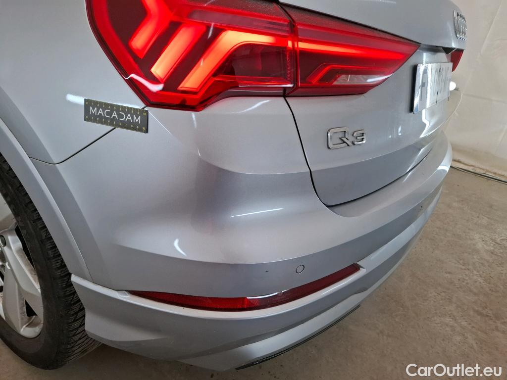  Audi  Q3  35 TFSI Design luxe 1.5 TFSI 150CV BVA7 E6dT #1