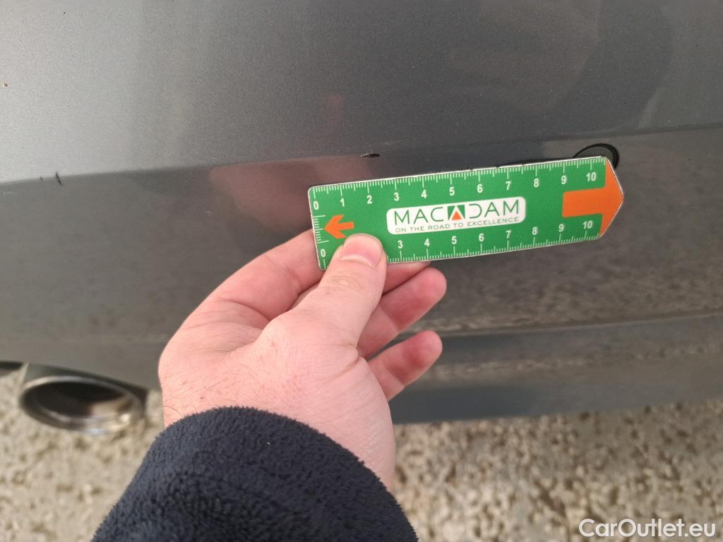  Bmw  Serie 1 BMW Série 1 / 2019 / 5P / Berline 116i DKG7 Business Design #28