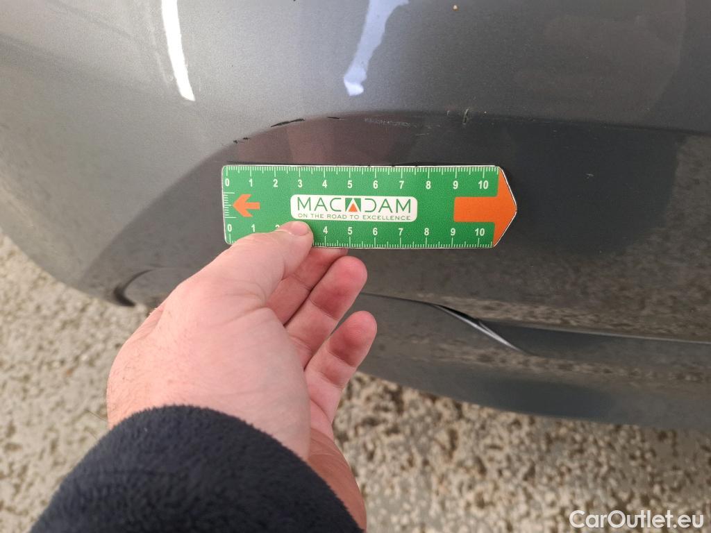  Bmw  Serie 1 BMW Série 1 / 2019 / 5P / Berline 116i DKG7 Business Design #27