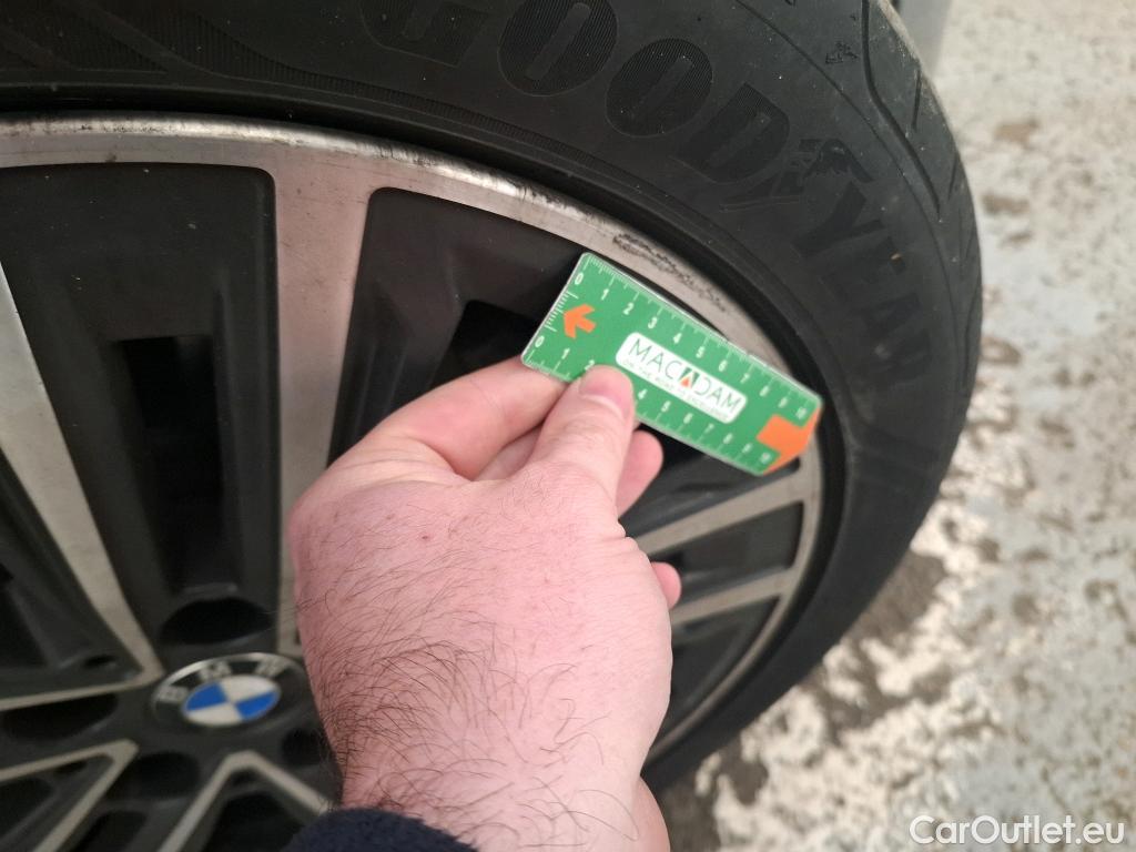  Bmw  Serie 1 BMW Série 1 / 2019 / 5P / Berline 116i DKG7 Business Design #12