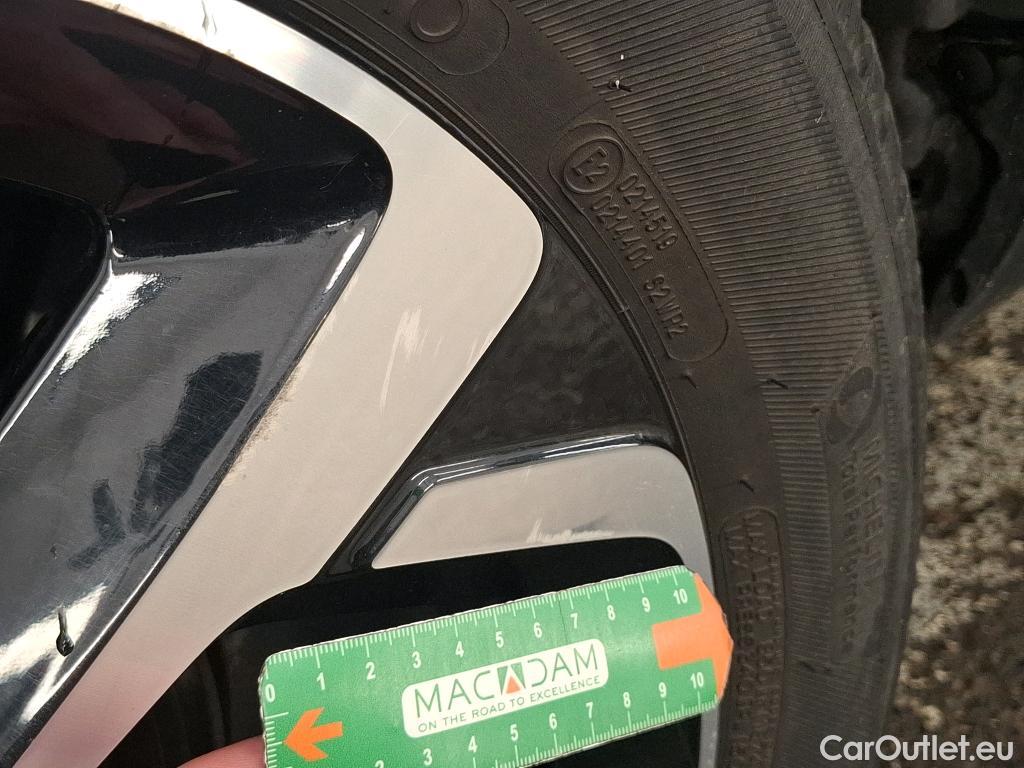  Citroen  C5 CITROEN  Aircross / 2018 / 5P / SUV Hybrid 225 ë-EAT8 Business #31