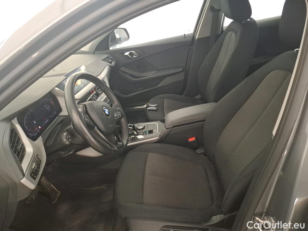  Bmw  Serie 1 BMW Série 1 / 2019 / 5P / Berline 116i DKG7 Business Design #16