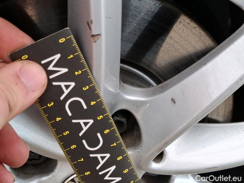  Bmw  Serie 2 Série 2 Active Tourer 216d Lounge 1.5 115CV BVM6 E6d #80