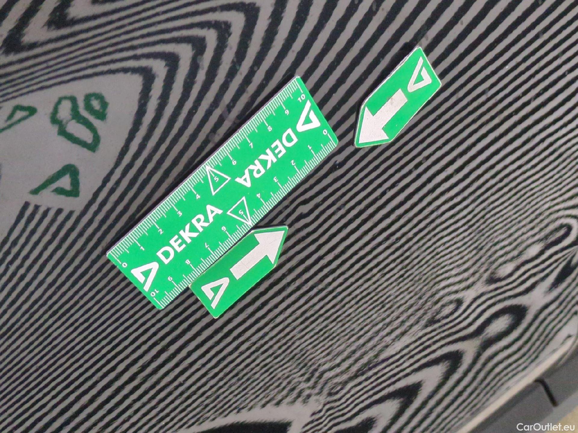  Bmw  X1 Série  sDrive16d Lounge 1.5 115CV BVA7 E6d #9