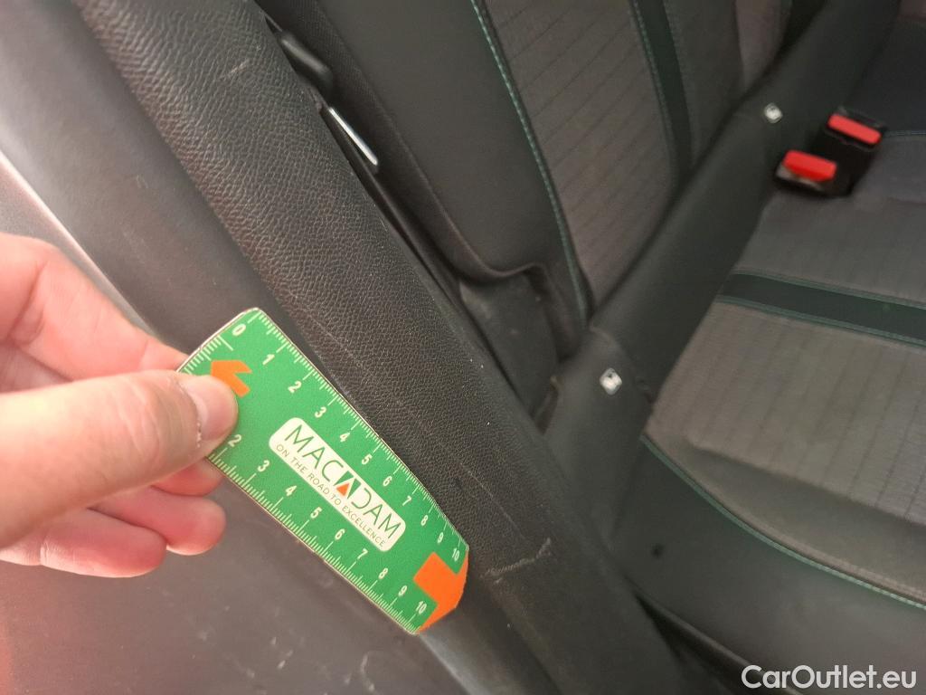  Peugeot  2008  Allure Pack 1.5 HDi 110CV BVM6 E6d #12