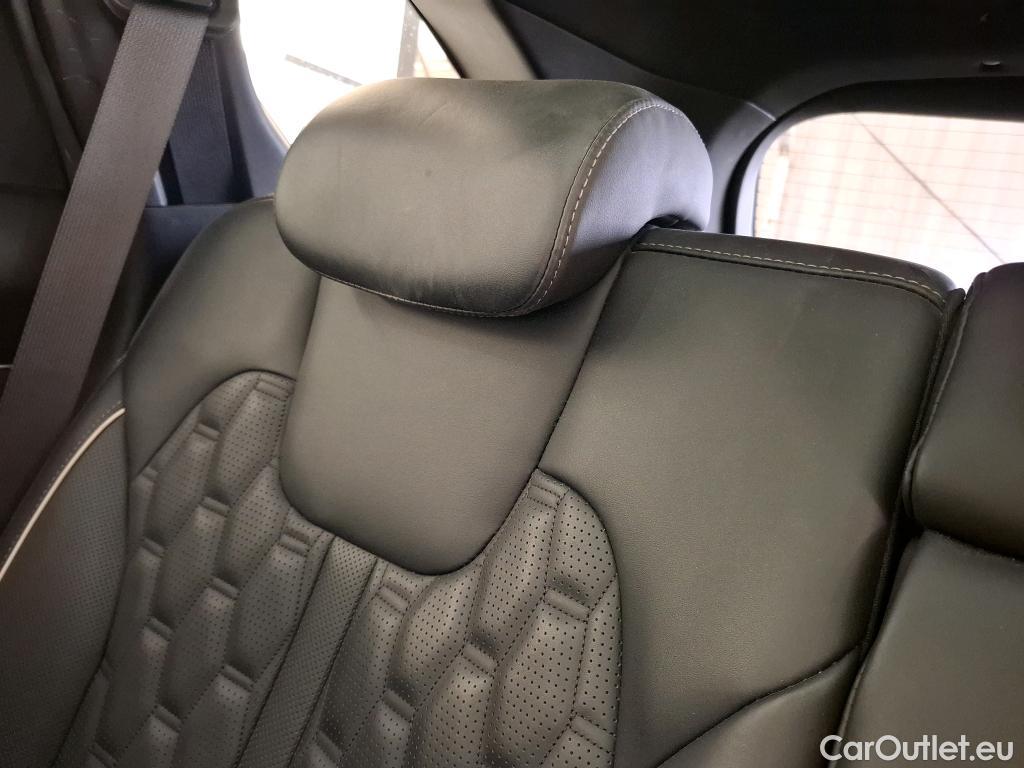  KIA  Sorento KIA  / 2020 / 5P / SUV 1.6 T-GDI PHEV 4WD PREMIUM AUTO 5-SEATS #26