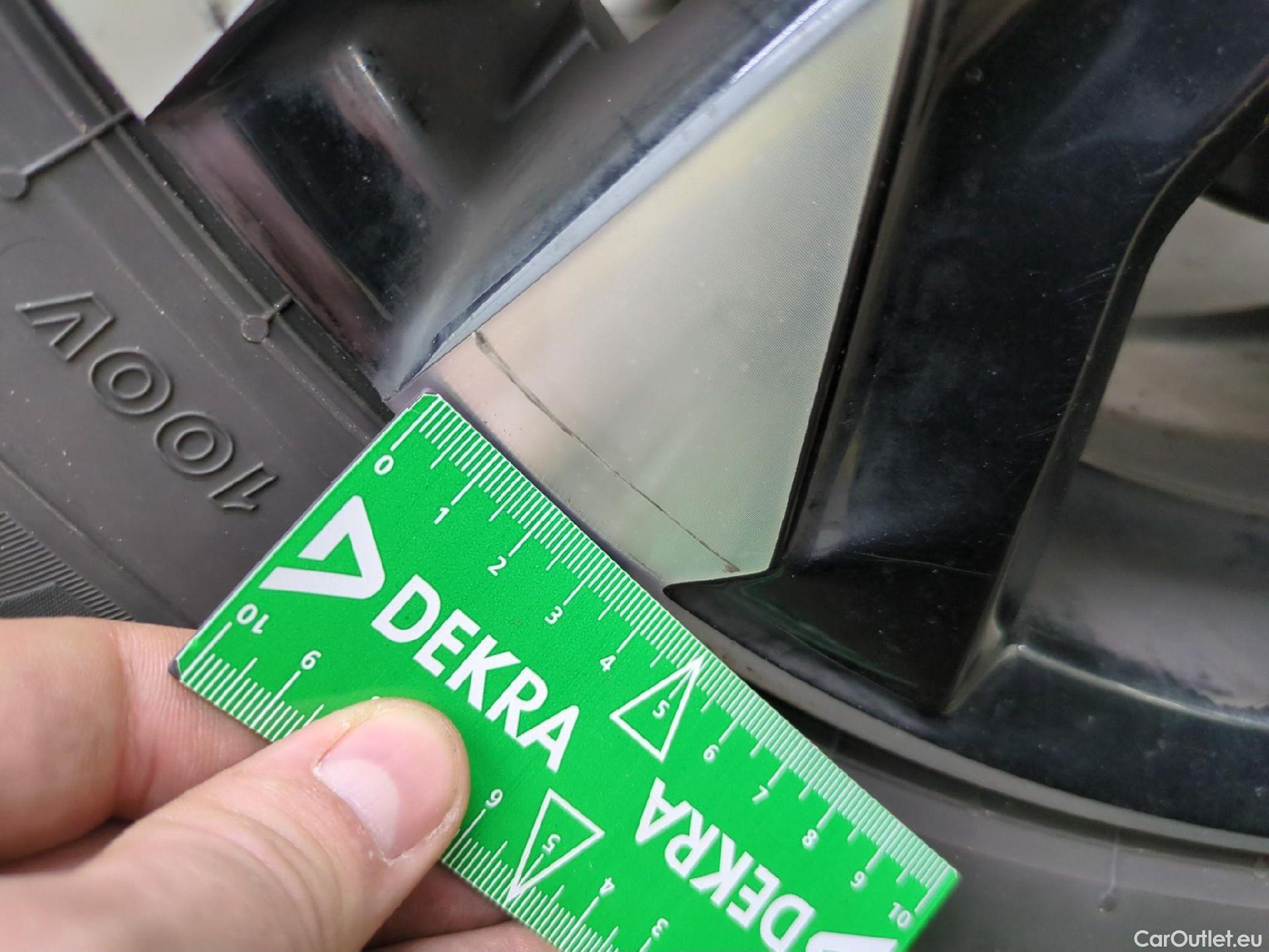  Peugeot  2008  Allure Business 1.5 HDi 130CV BVA8 E6d #10