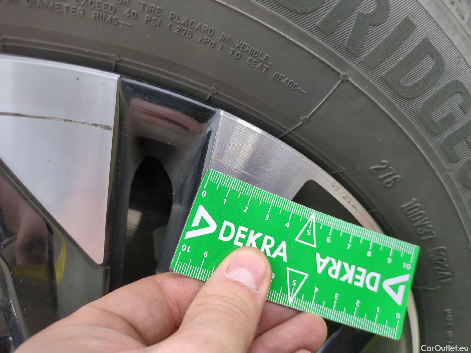  Peugeot  2008  Allure Business 1.5 HDi 130CV BVA8 E6d #14