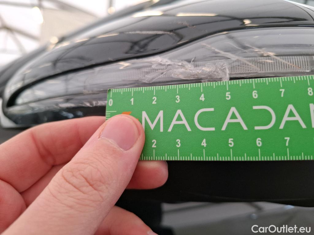  Mercedes  GLB MERCEDES-BENZ  / 2019 / 5P / SUV  200 d Business Line #51