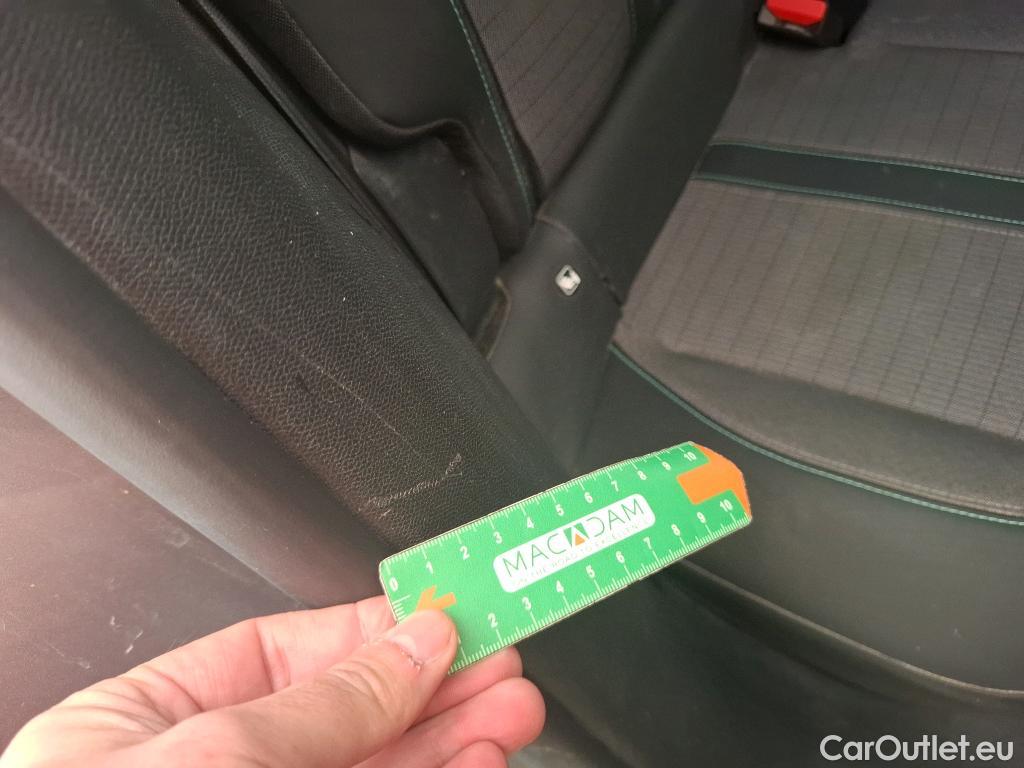  Peugeot  2008  Allure Pack 1.5 HDi 110CV BVM6 E6d #13